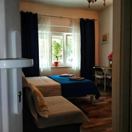 Gostinjska kuća Lucky Split